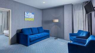 Гостиница Кантри Резорт Вербилки Двухкомнатный люкс/ Suite 2 rooms-3