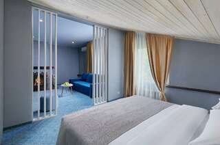 Гостиница Кантри Резорт Вербилки Люкс Блюз-4