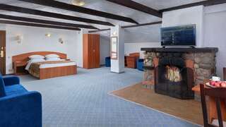Гостиница Кантри Резорт Вербилки Люкс Кантри с камином/ Suite Country with fire place-2