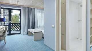 Гостиница Кантри Резорт Вербилки Двухкомнатный люкс 8 корпус-4