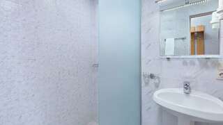 Гостиница Кантри Резорт Вербилки Стандартный номер с двумя кроватями/ Standart TWIN-4