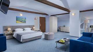 Гостиница Кантри Резорт Вербилки Люкс Кантри/ Suite Country-4